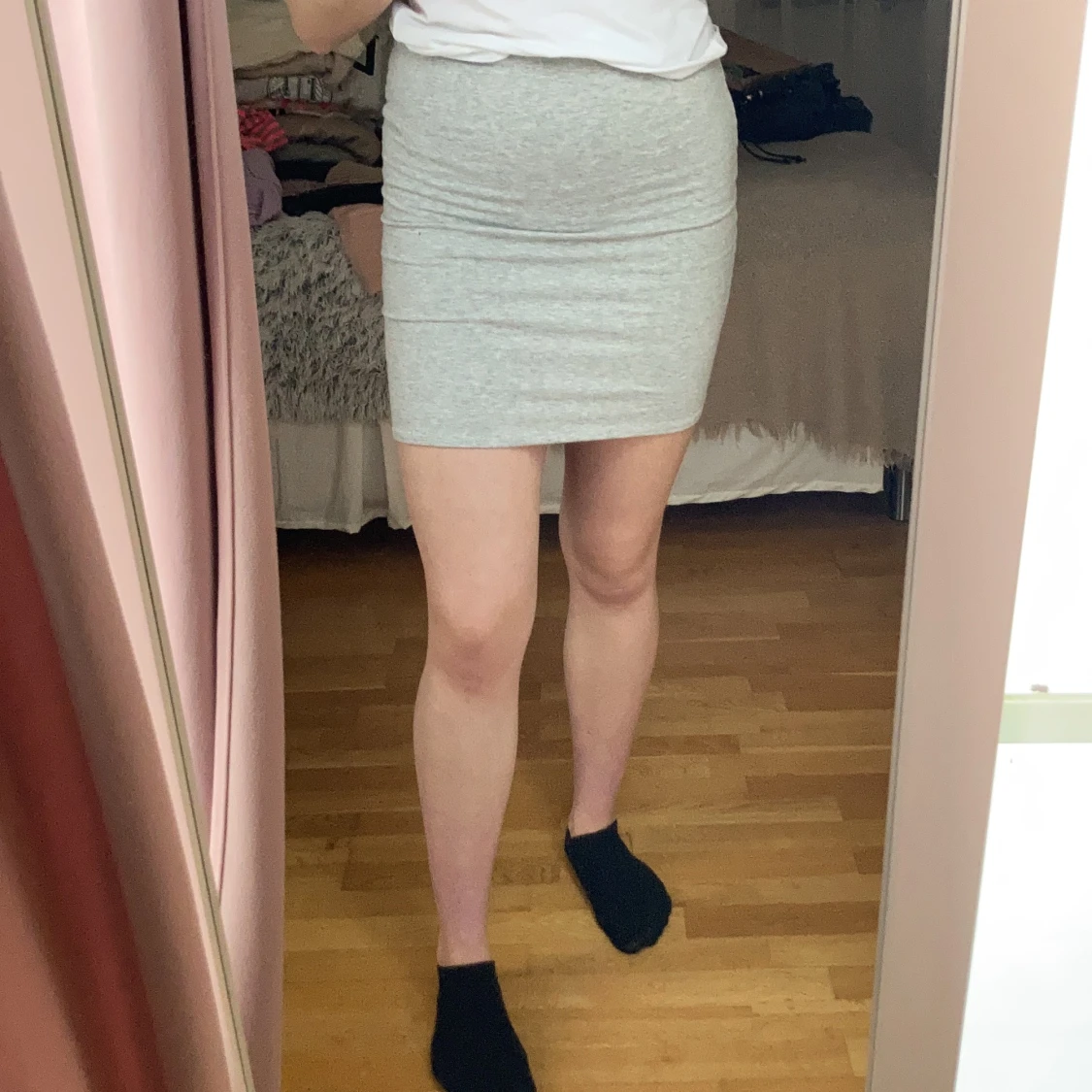 Grå tight kjol - 90