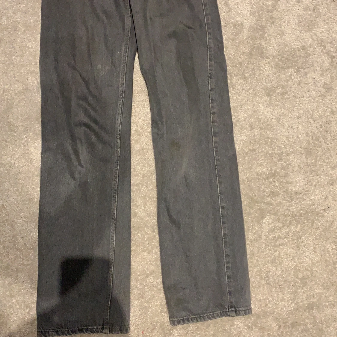 Gråa straight jeans - 91