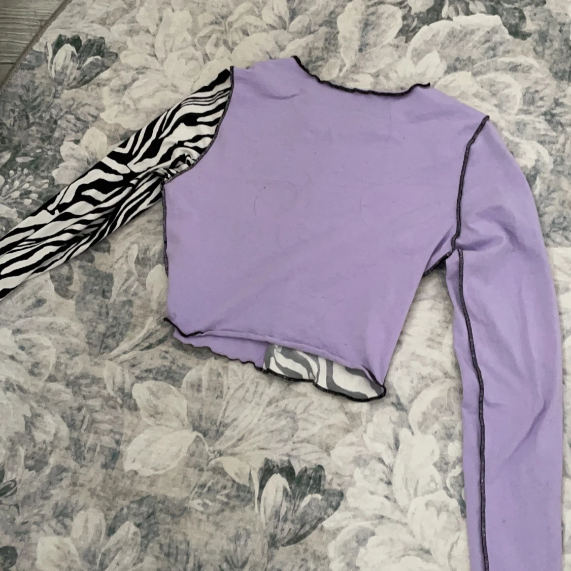 Lila långarmad shein tröja med zebra  - 90