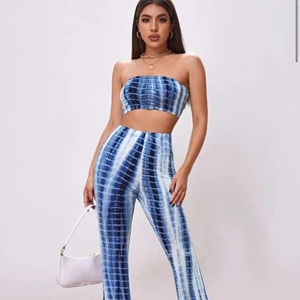 Blå sett - Blått jätte skönt sett väldigt stretchiga 