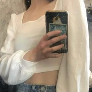 Croppad sommartopp - Ej använd. Passar en s-m