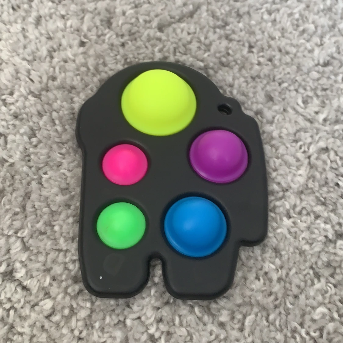 De är en dimpel  - 90