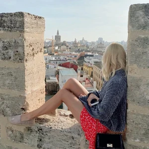 Kjol - Kjol från Zara -inbyggda shorts.. blivit för små för mig 😳🥰