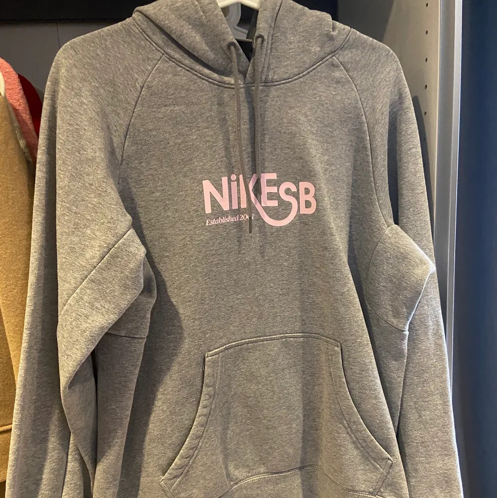 Så fin Nike hoodie, fint skick!. Tröjor & Koftor.
