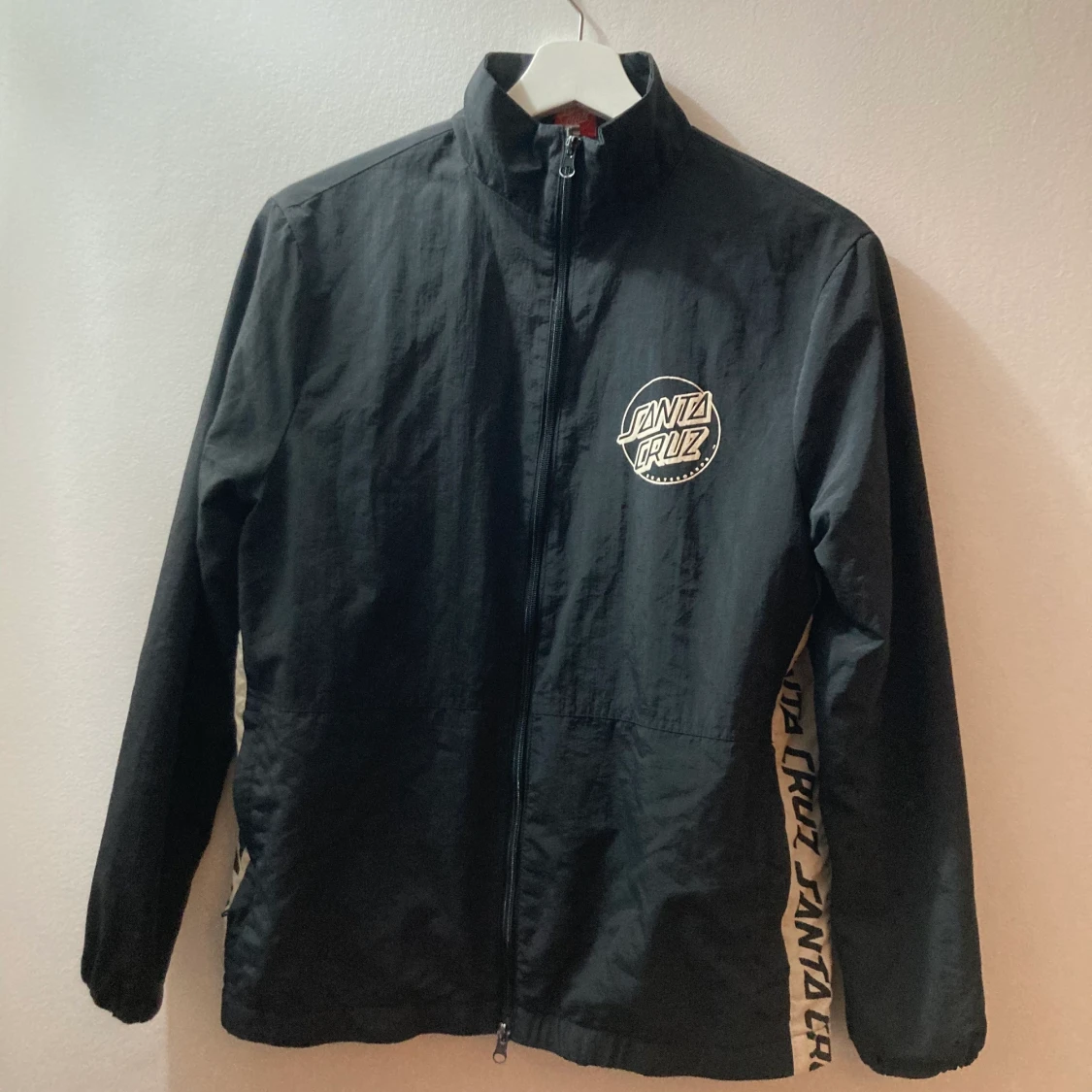 Vindjacka från Santa Cruz