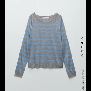 Zara randig långärmad/ stickad - Intresse koll på denna långärmade randiga populära  zara tröja. Superfint skick och jätteskönt material. Storlek S som är slut i lager💕💕 köpare står för fraktkostnad