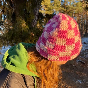 Virkad mössa - Rutig virkad mössa i 100% ull! Perfekt som julklapp!! 💘💘💘