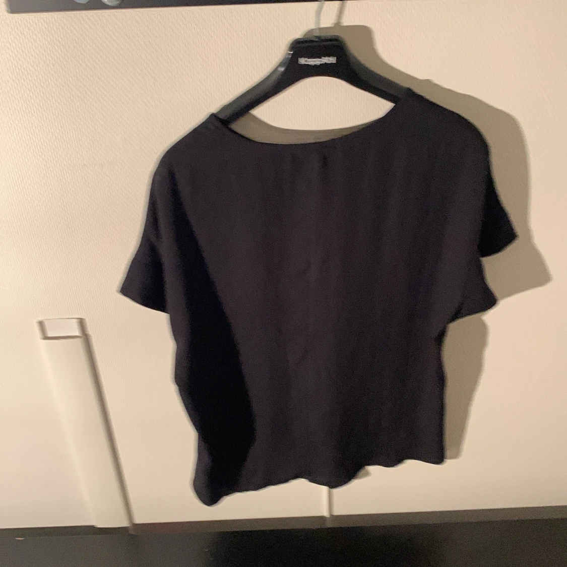 Svart t-shirt med dödskalle tryck  - 90