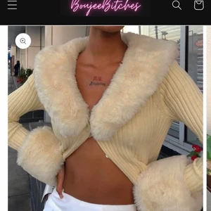 Diva sweater - Sweater with fur cuffs and collar 