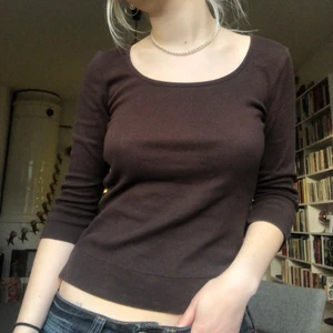 Brun tröja - Söt brun tröja! 