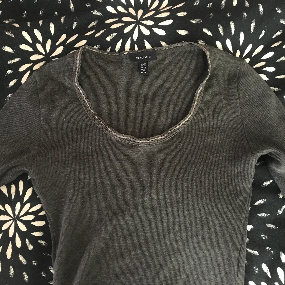 Grå tight tröja - 90