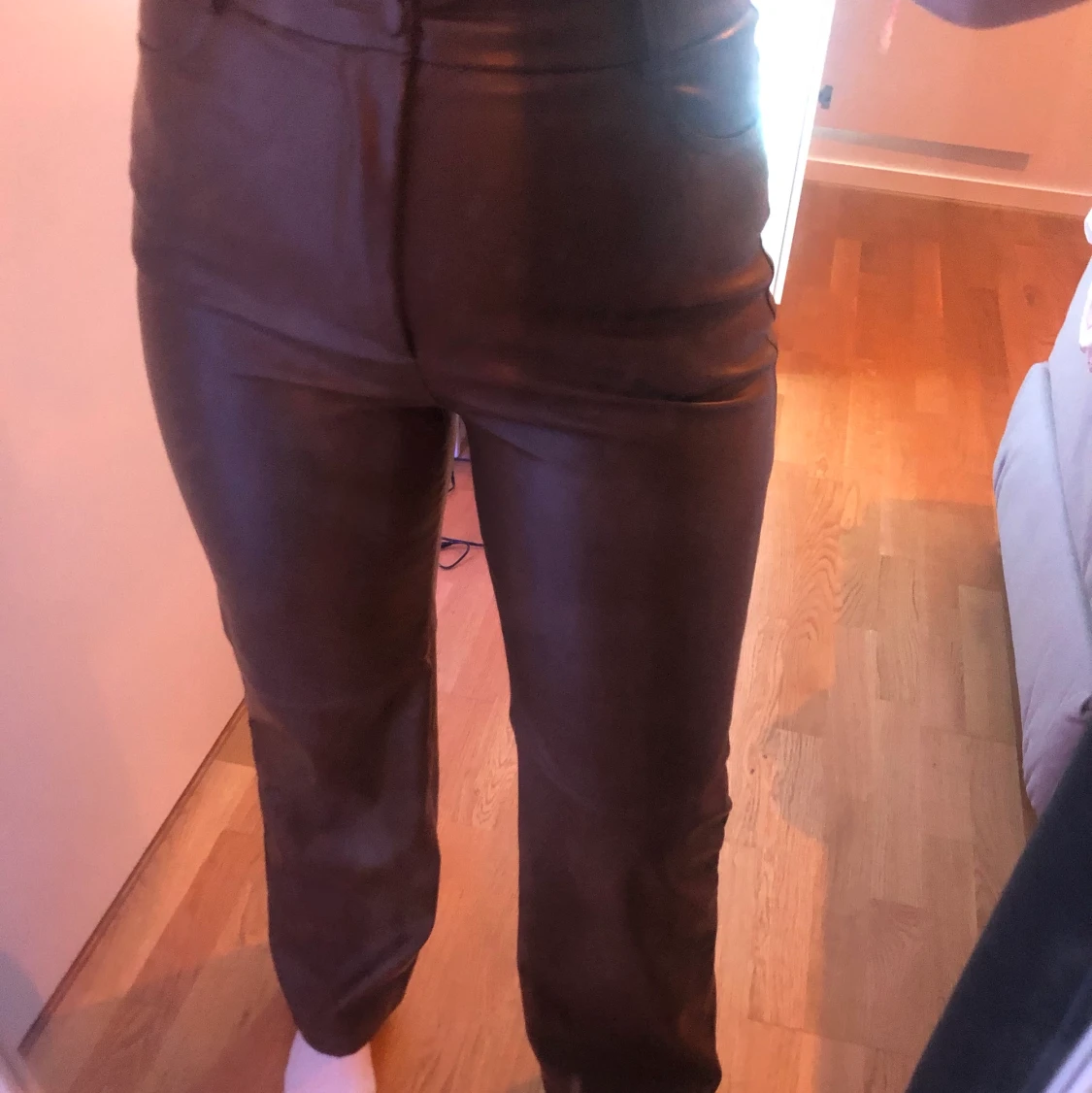 Skinnbyxor i storlek 38  - 90
