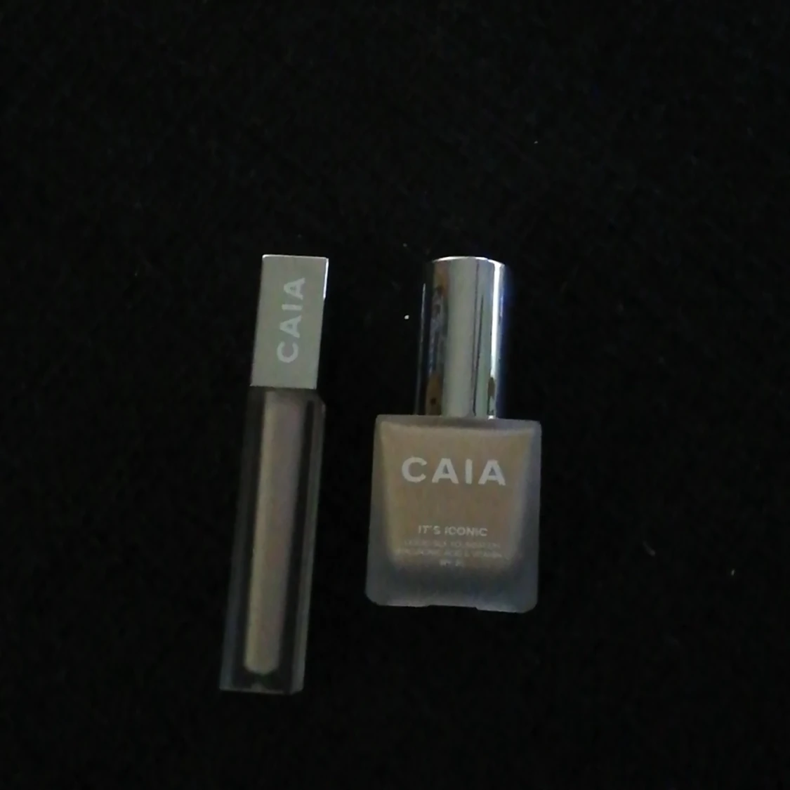 Caia conceler och fondation  - 91