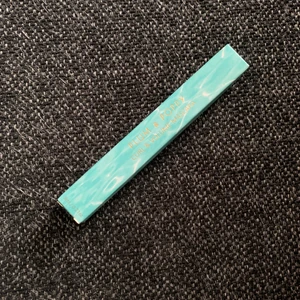 Mascara oanvänd  - Mascara oöppnad har bara legat i en låda