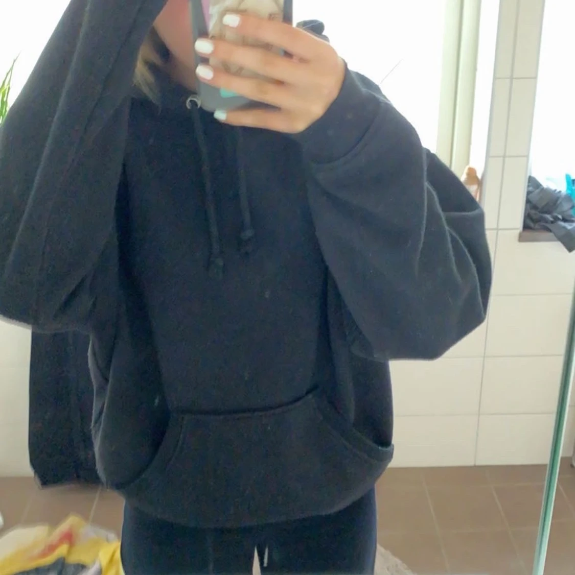 bikbok hoodie.
