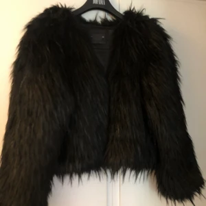 Jacka - Varm och härlig jacka ifrån crocker i strl xs, men skulle säga att den även funkar för strl S. Köpare står för frakten:)