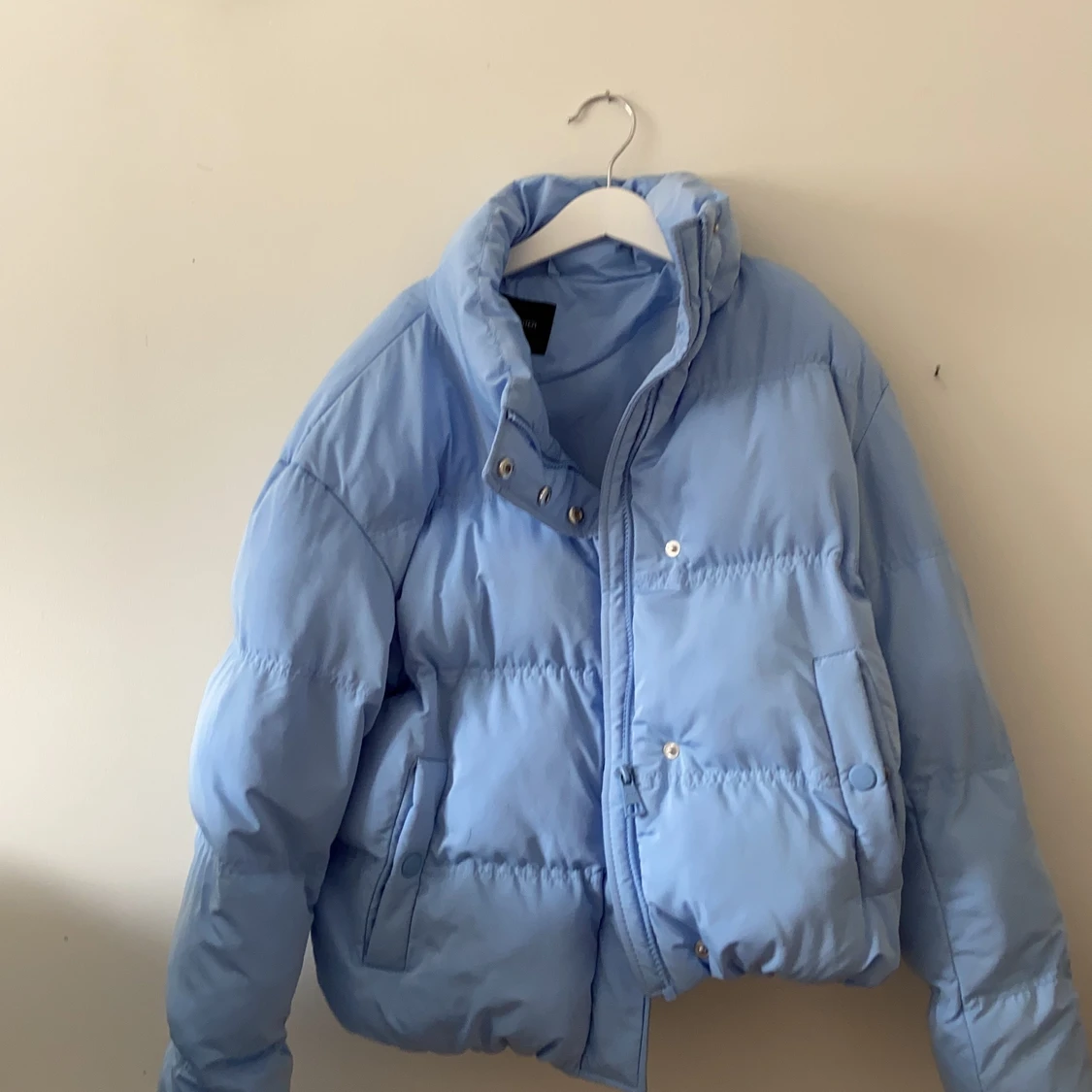 Blå dunjacka  - 90