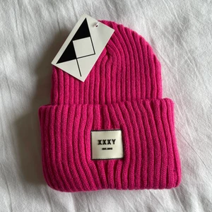 Mössa Junkyard - NY! Mössa från Junkyard. Så så mysig! One size