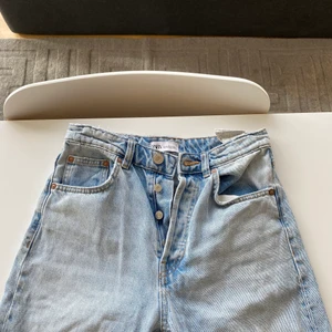 Zara - Blåa, snygga jenss från zara. Använda ca 3 ggr
