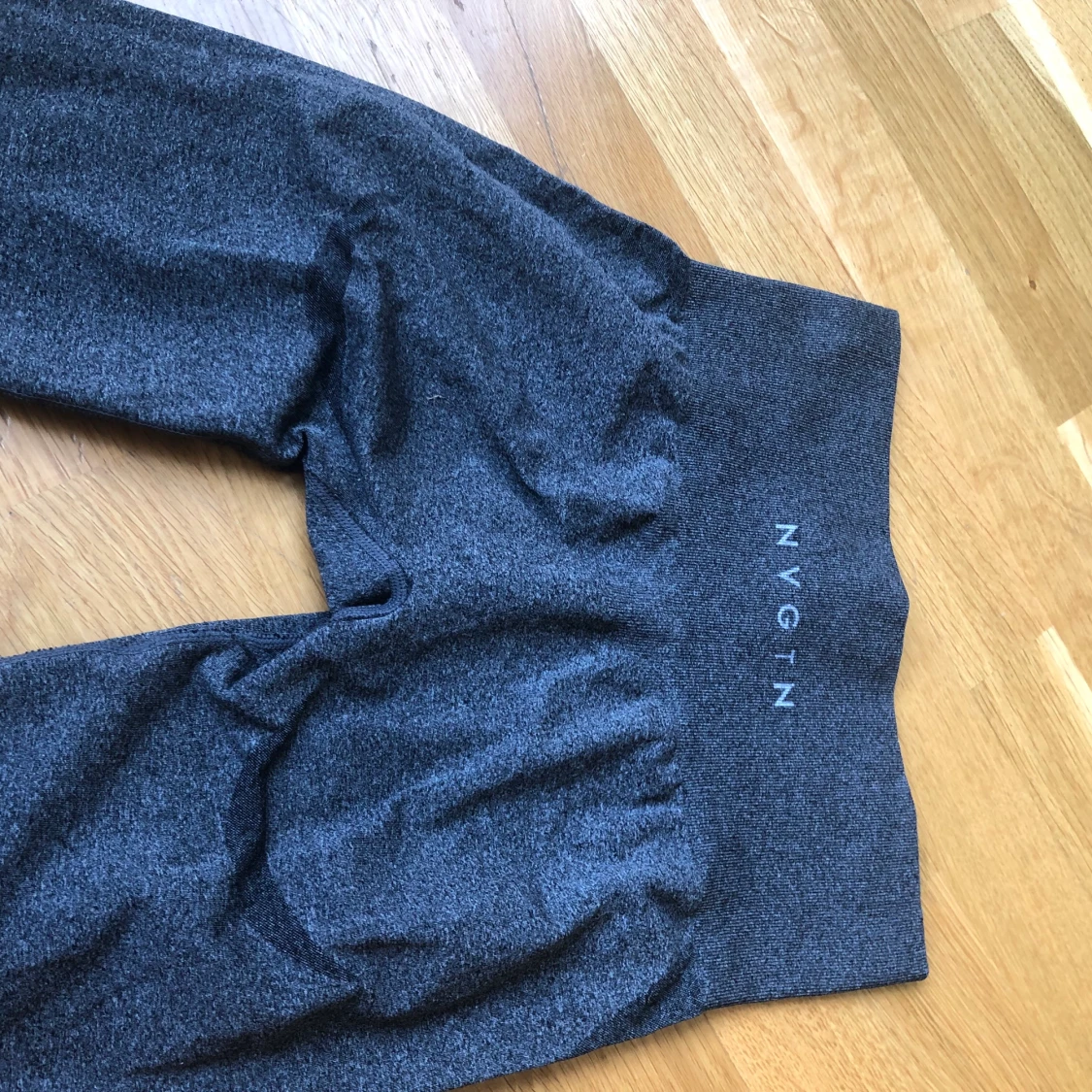 Populära Nvgtn tights - 90