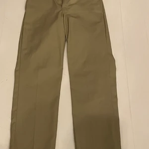 Dickies 874 - Storlek 32x32, använd fåtal gånger.