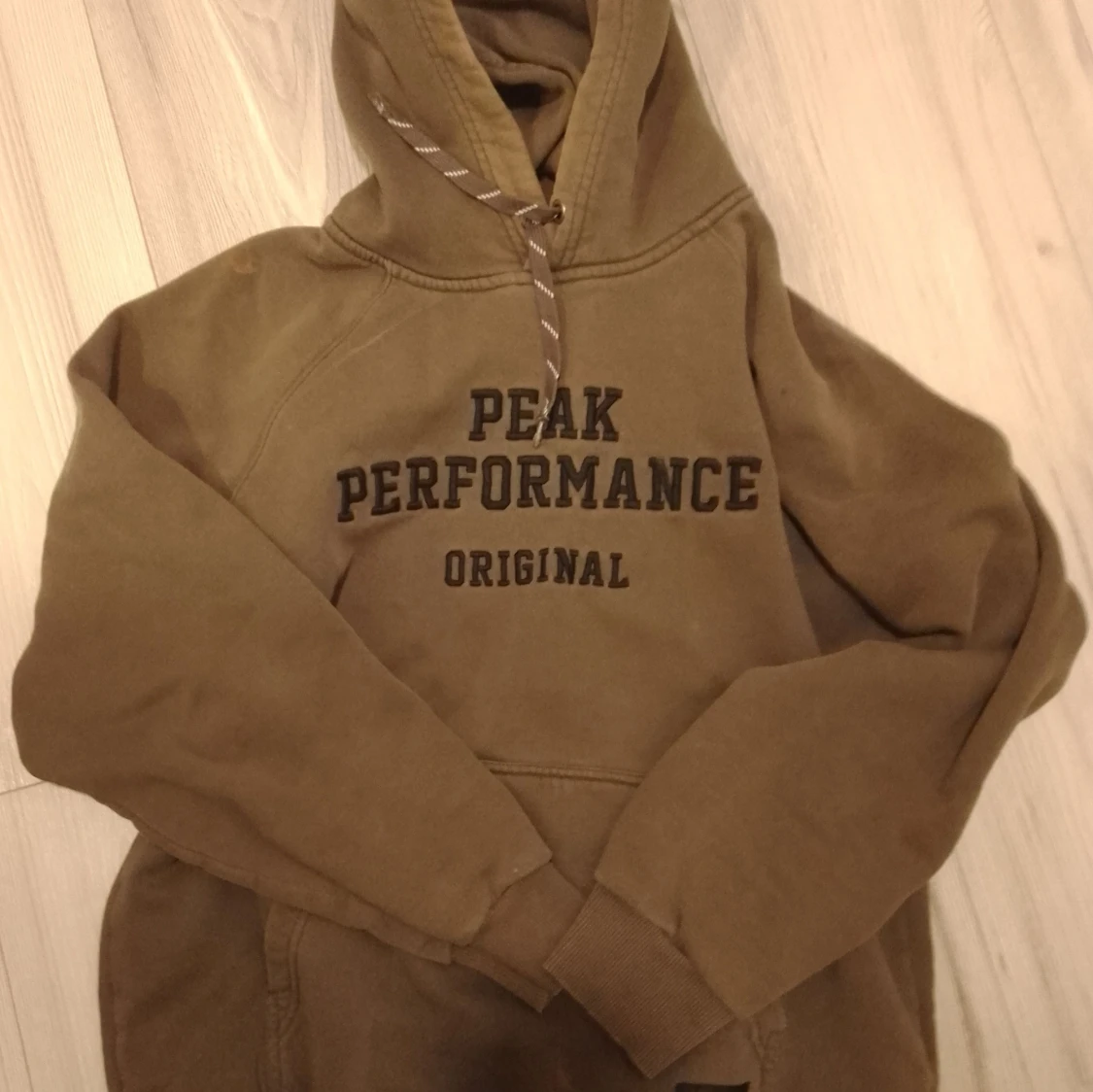Peak performance hoodie