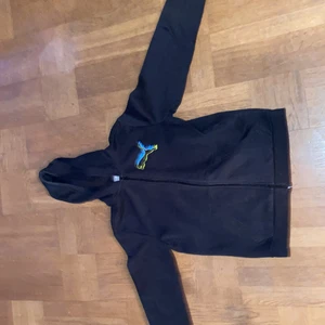 Puma hoodie  - Puma tröja i 8/10 Skick 
