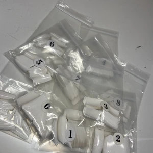 Helvita tippar💓 - 76kr inklusive frakt💓 helvita tippar som bara har legat i lådan sen jag köpte dom💓 dom är i storlekarna 0-9💓