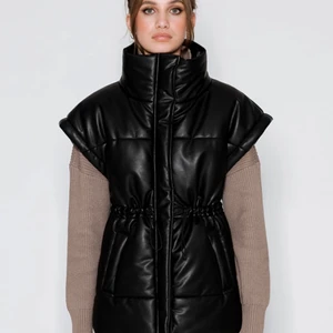 Lxa väst  - Använd endast 1 gång , storlek xxs men passar även en xs och s. 