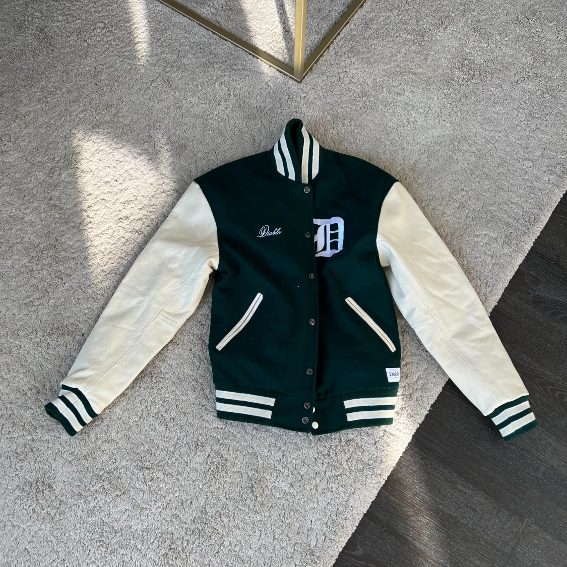 Grön/Vit Collegejacka!