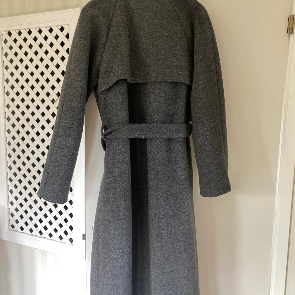 Mörk grå Vinterkappa  - 90