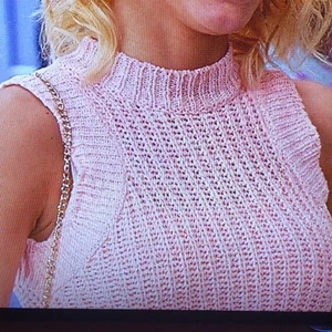 SÖKES Stl XS/S - Söker en liknande topp :)