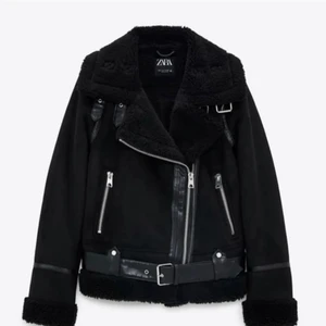 jacka zara - snygg vinterjacka, fodrad i armar och runt magen☺️  buda eller köp direkt för 400 kr plus frakt💗