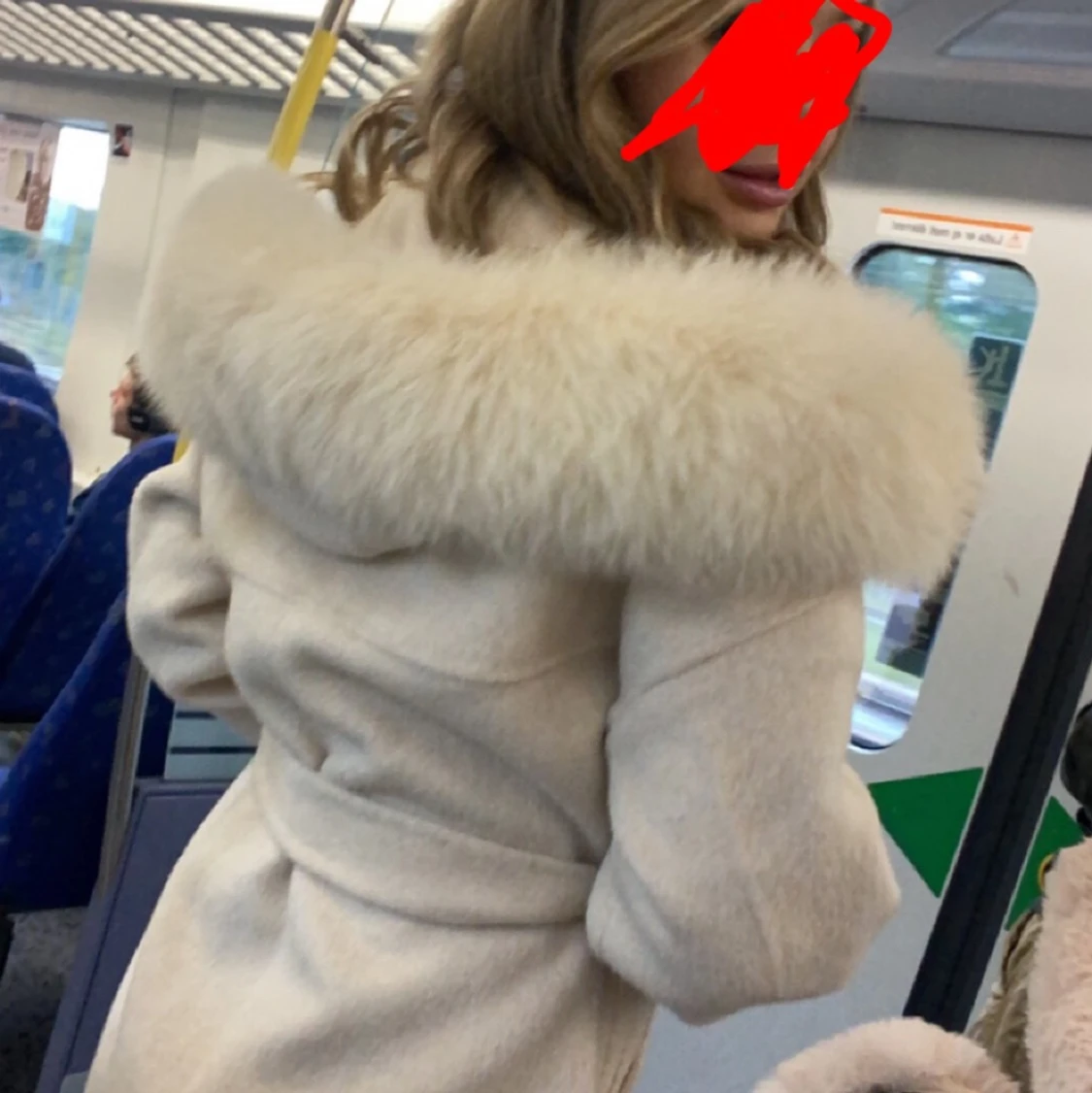 Ullkappa med äkta päls 