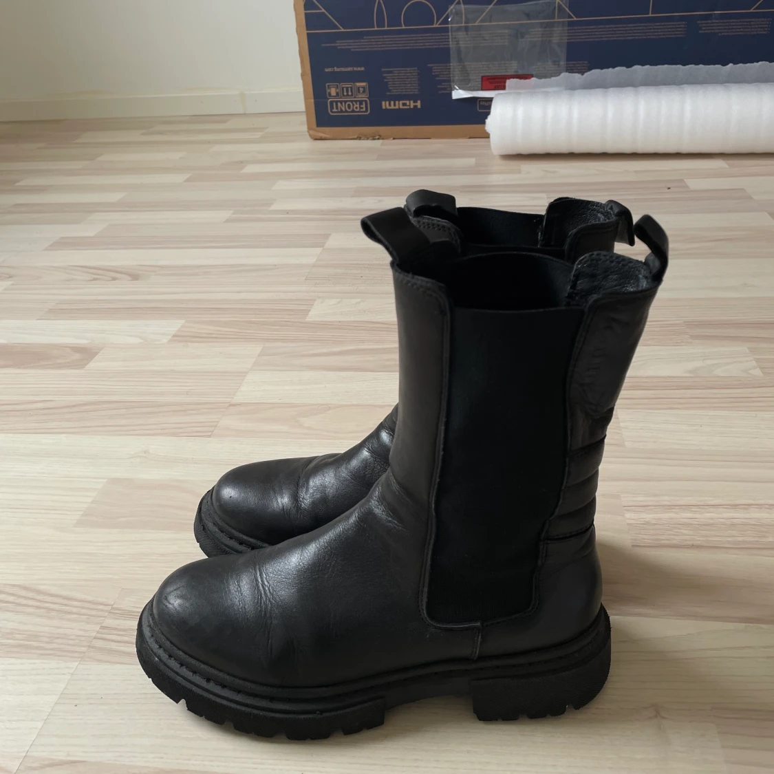 Boots Cobler - 91