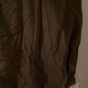 Jacka/skjorta - Säljer min jacka från Lindex som knappt är använd, frakt ingår ej. Skriv för fler bilder, kan gå ned i pris vid snabb affär