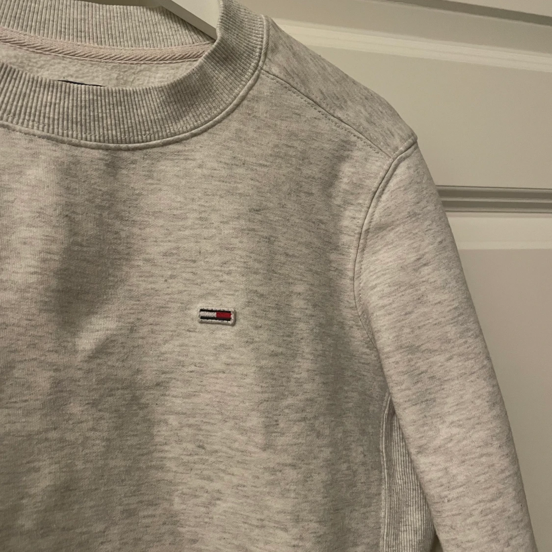 Ljusgrå Tommy hilfiger tröja