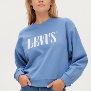 Levis sweatshirt - Så snygg Levis sweatshirt! Storlek L, är vanligtvis en M men sitter snyggt oversized på mig 🥰 Använd 3-4 gånger max, nyskick. 