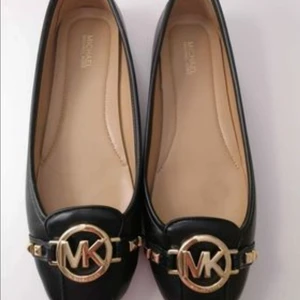 Micheal kors skø - Micheal kors skø.used one time only .almost new .size 39+40 for both