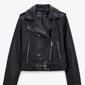 Skinnjacka  - Jättesnygg skinnjacka från Zara, jättebra skick och inga defekter❤️skriv privat för fler bilder eller funderingar