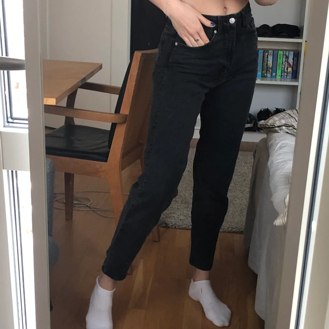 Svårt/grå jeans Weekday