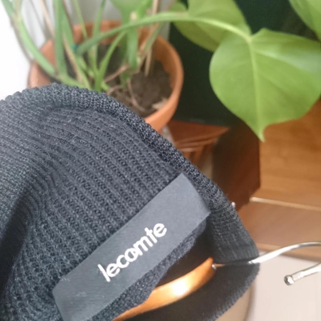 Tröja med metalldetaljer - 91