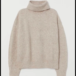 H&M  - Stickad polotröja från H&M 