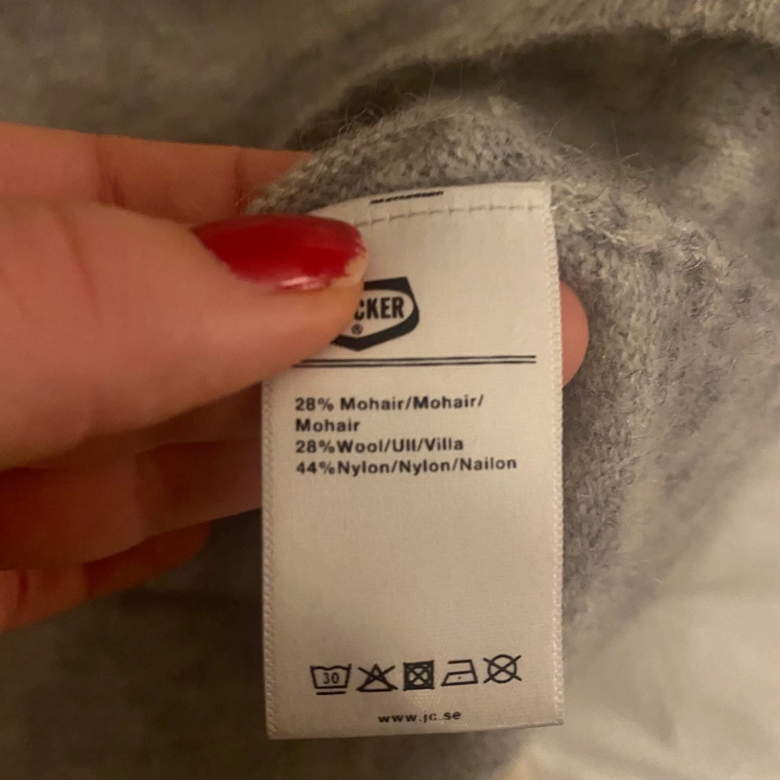 Stickad tröja i mohair strl xs  - 91