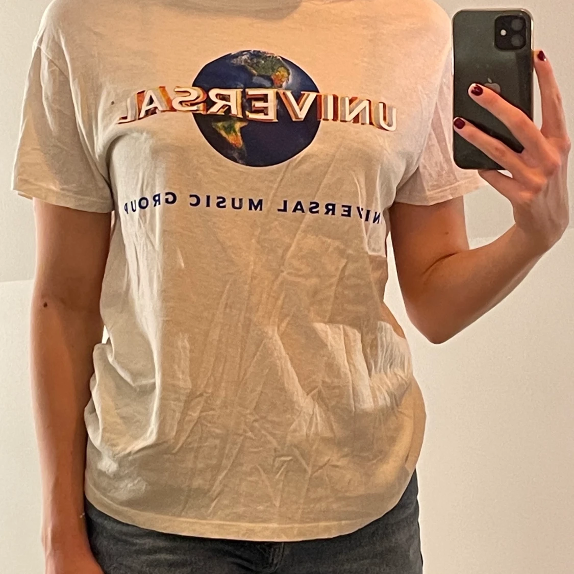 Krämvit t-shirt  - 90