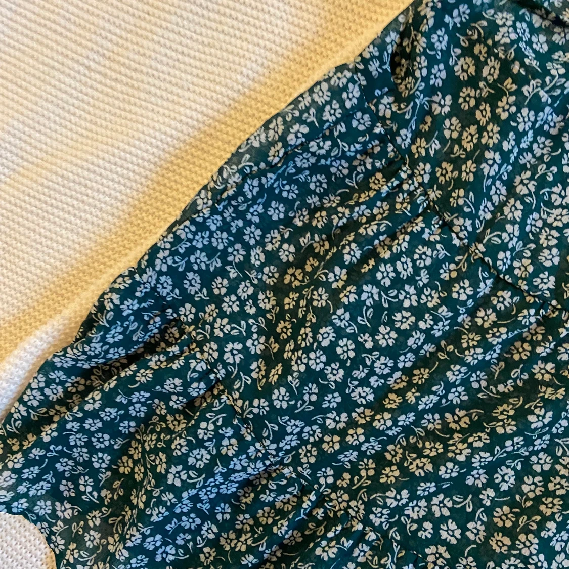 Grönt blommigt sommar linne - 91