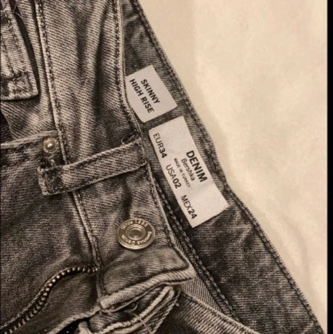 Bershka jeans skinny high rise grå - 91