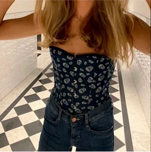 Alvii korsett - ‼️SÖKER‼️ denna korsetten från alvii i storlek 36-34 ❗️❗️❗️❗️