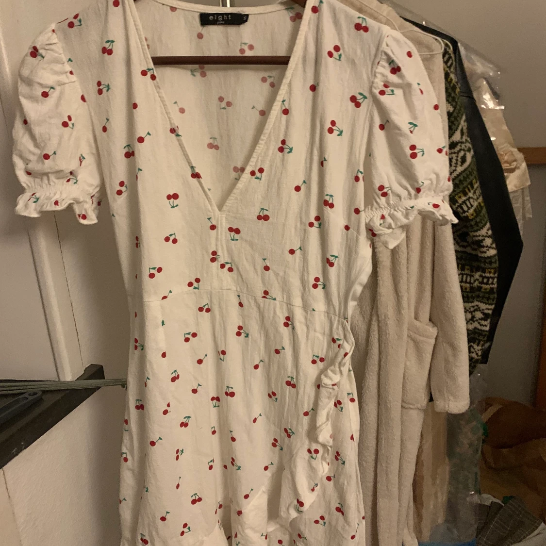 Klänning med körsbär  - 90