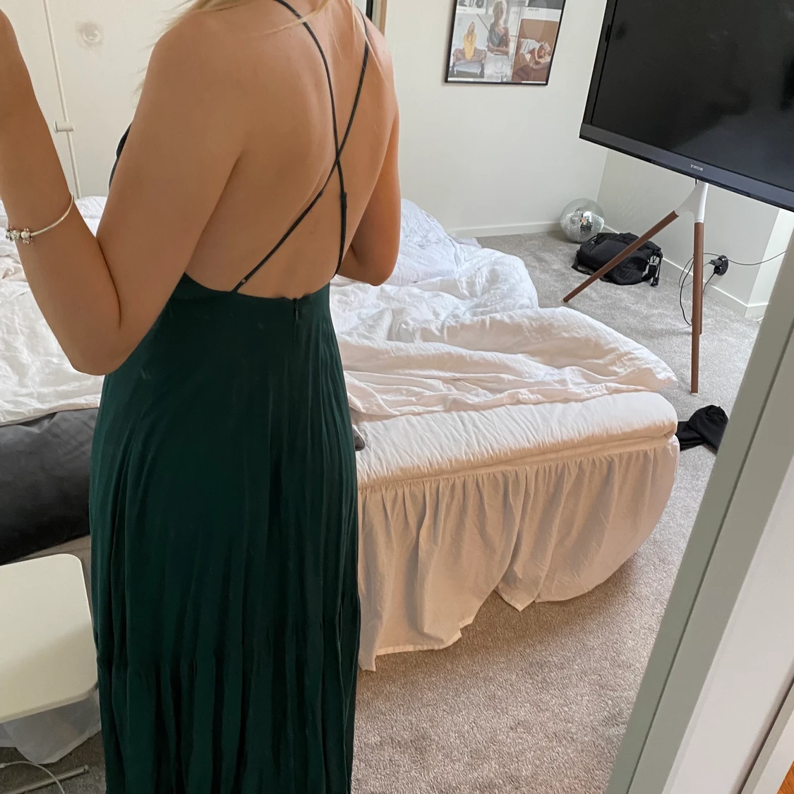 Grön Balklänning med fin rygg!  - 90